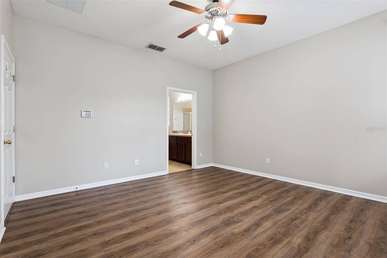 9957 CYPRESS VINE DRIVE, Orlando, FL 32827 9957 CYPRESS VINE DRIVE, Orlando, FL 32827