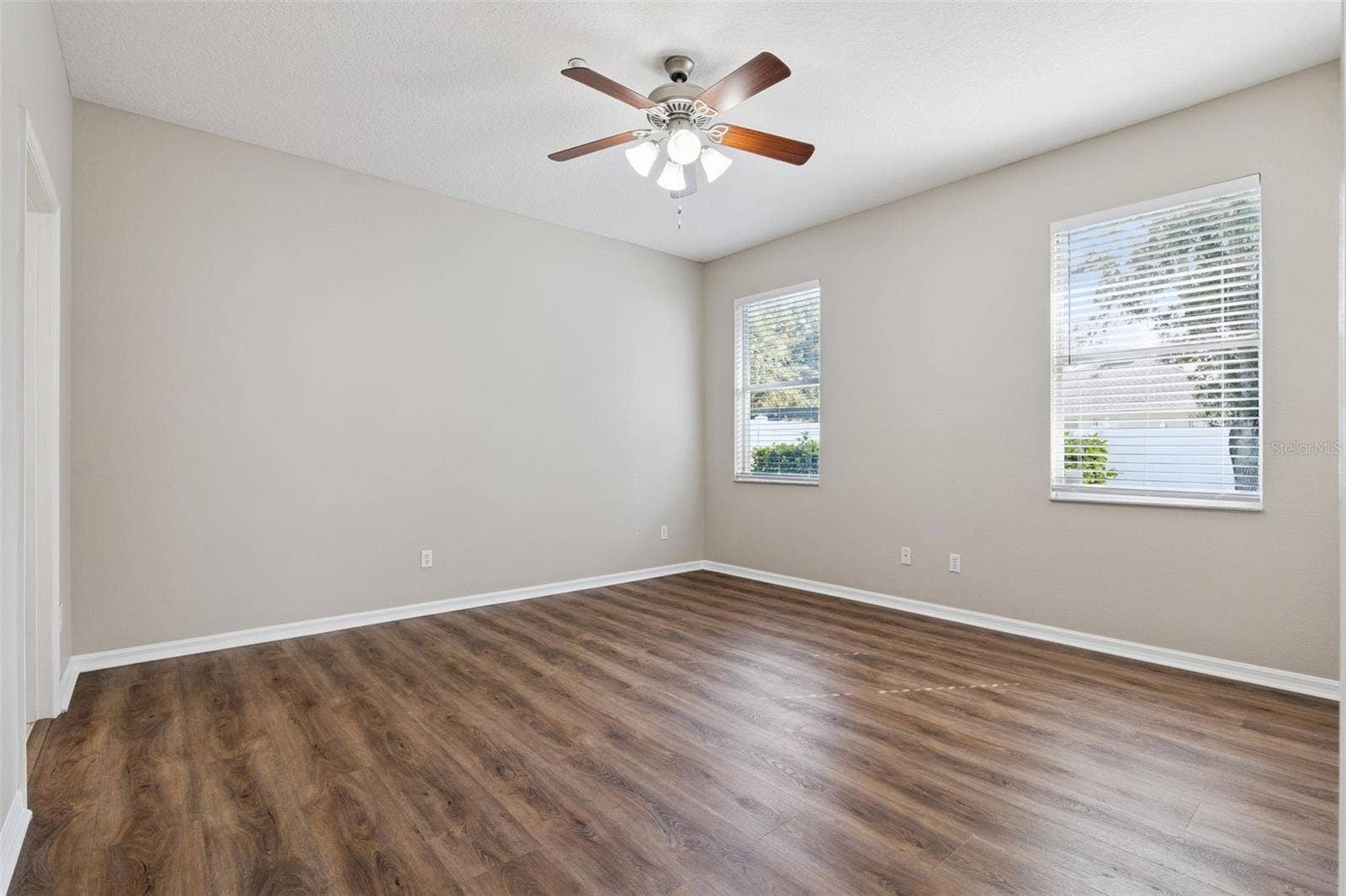 9957 CYPRESS VINE DRIVE, Orlando, FL 32827 9957 CYPRESS VINE DRIVE, Orlando, FL 32827