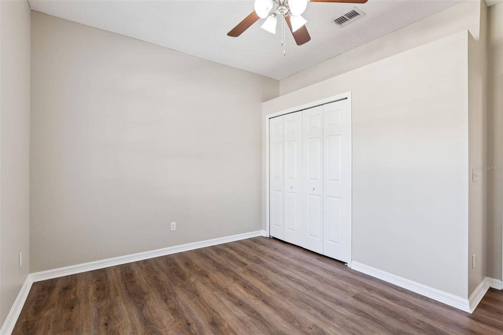 9957 CYPRESS VINE DRIVE, Orlando, FL 32827 9957 CYPRESS VINE DRIVE, Orlando, FL 32827