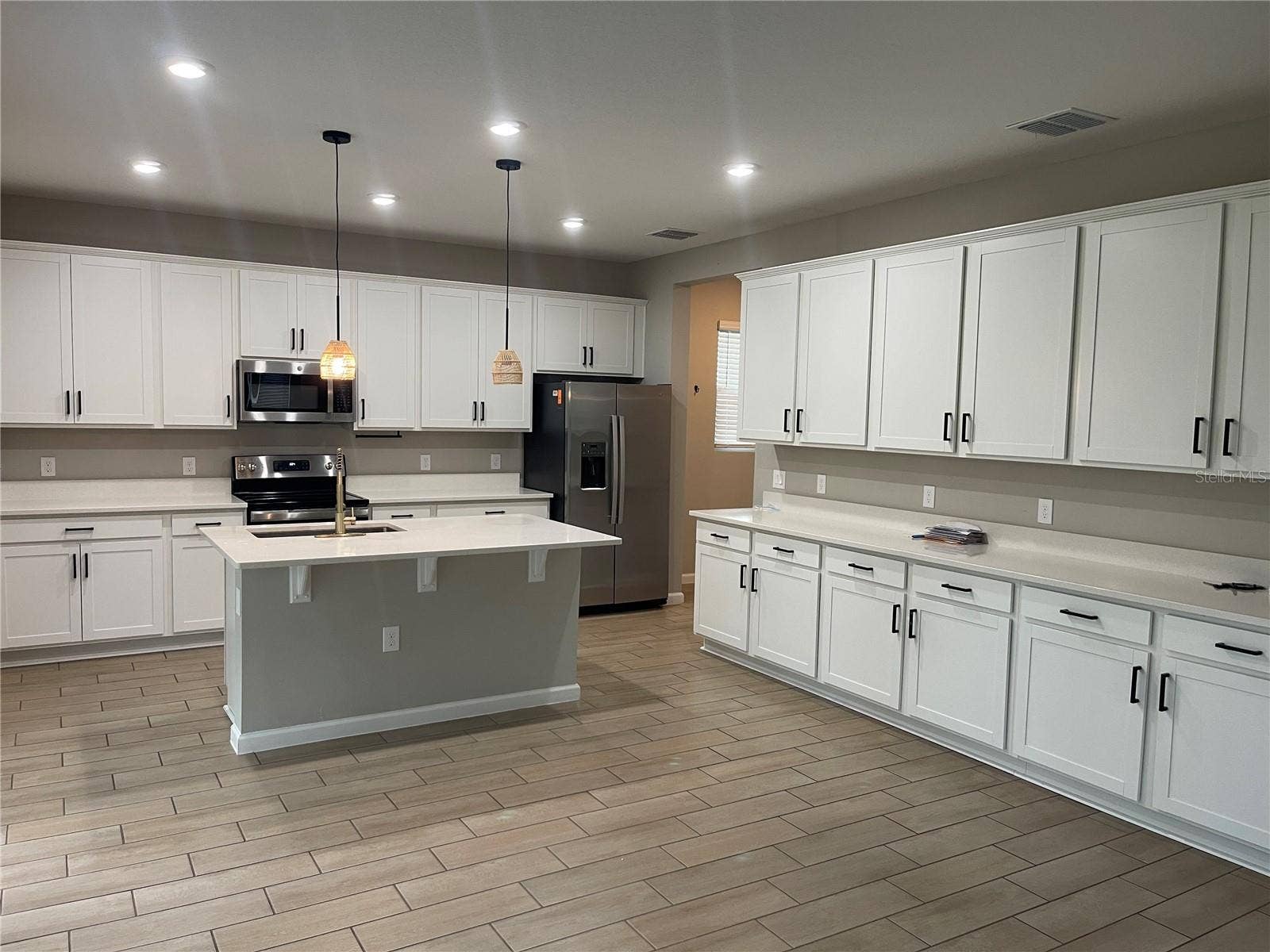 2994 GAVIN SKY DRIVE, Kissimmee, FL 34744 Kitchen/Dining/Living