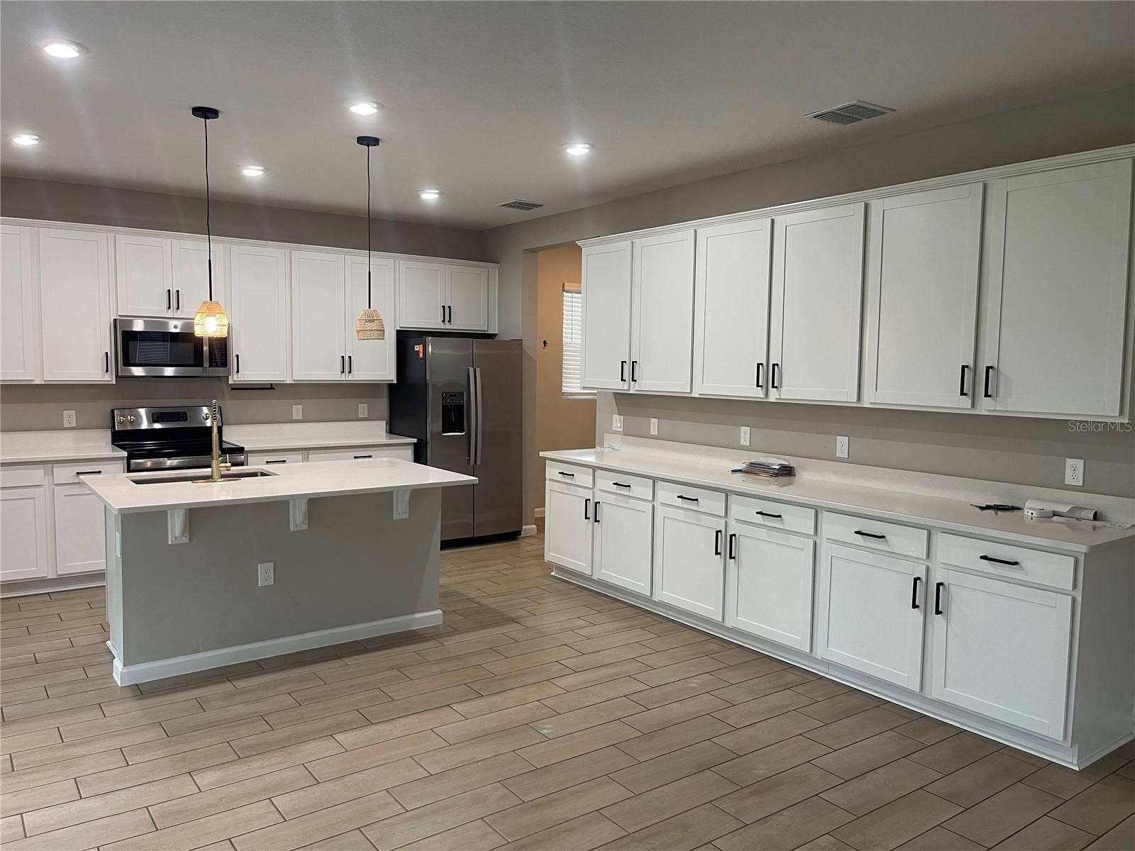 2994 GAVIN SKY DRIVE, Kissimmee, FL 34744 Kitchen/Dining/Living