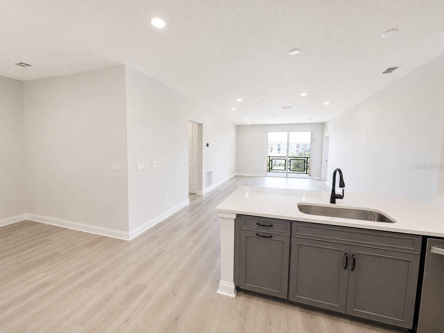 7545 LAUREATE BOULEVARD, #7301, Orlando, FL 32827 7545 LAUREATE BOULEVARD, #7301, Orlando, FL 32827