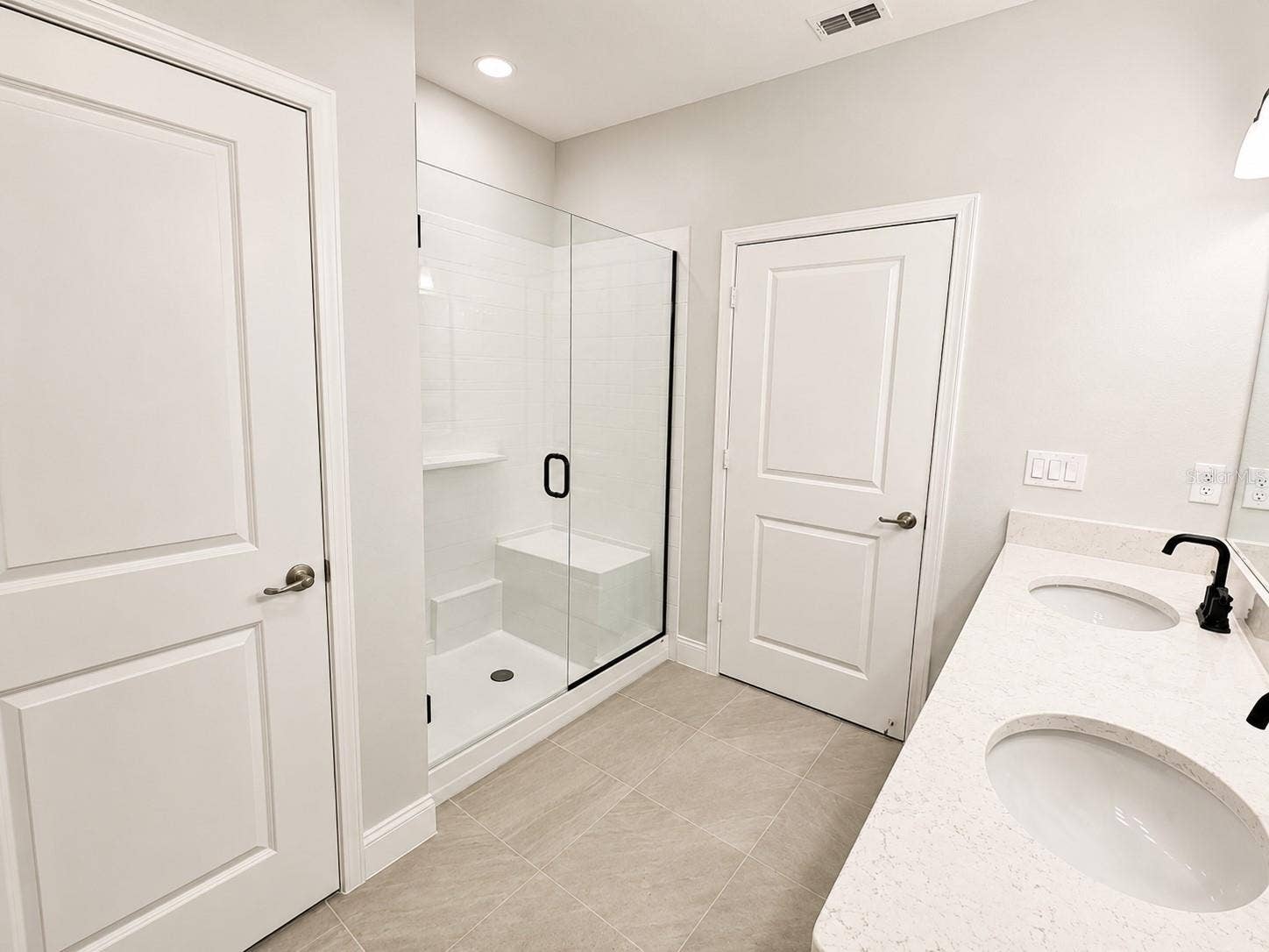 7545 LAUREATE BOULEVARD, #7301, Orlando, FL 32827 7545 LAUREATE BOULEVARD, #7301, Orlando, FL 32827