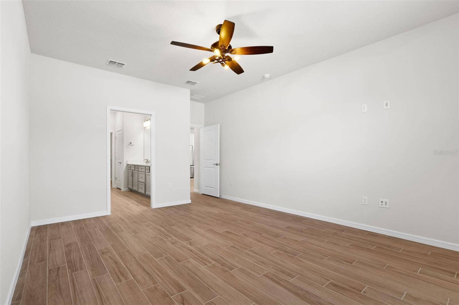 13360 SUNNY RETREAT LANE, Winter Garden, FL 34787 13360 SUNNY RETREAT LANE, Winter Garden, FL 34787