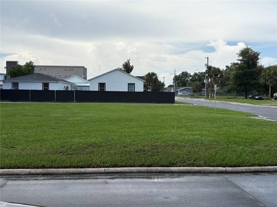 Property photo for 1233 N NEW YORK AVENUE, Lakeland, FL