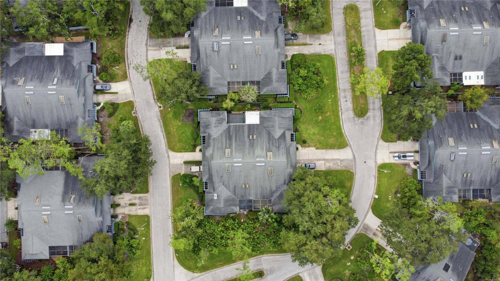 135 PINEWINDS BOULEVARD, Oldsmar, FL 34677