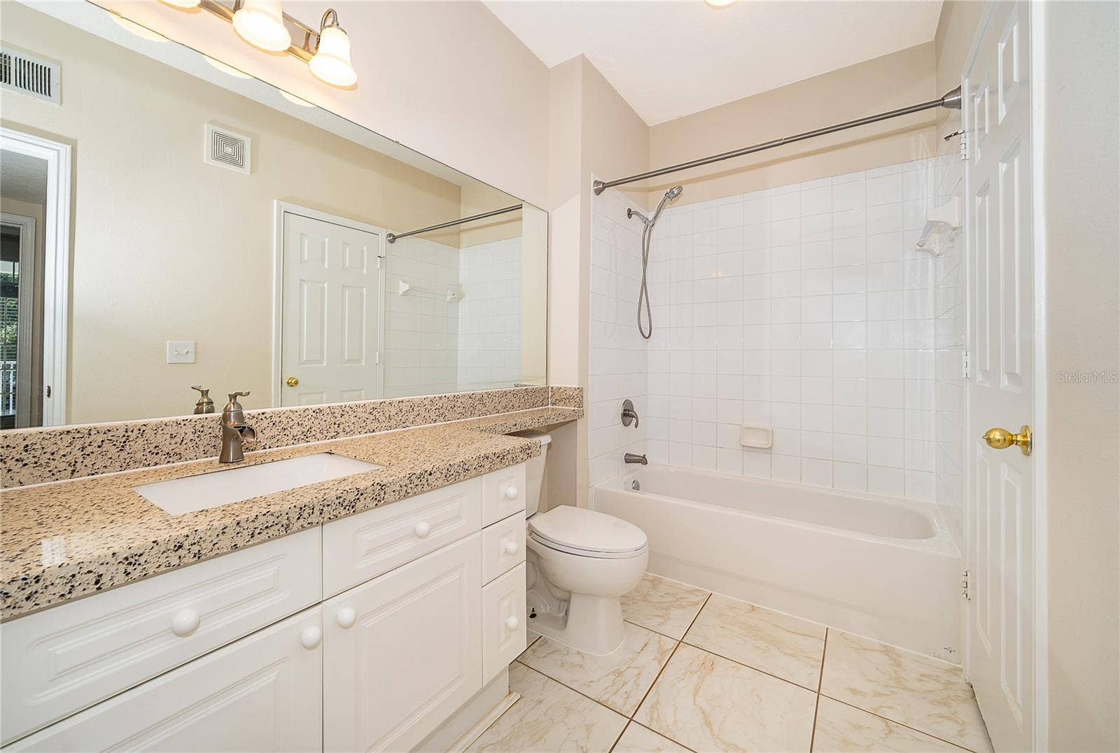 315 GRAND MAGNOLIA AVENUE, #207, Celebration, FL 34747 315 GRAND MAGNOLIA AVENUE, #207, Celebration, FL 34747