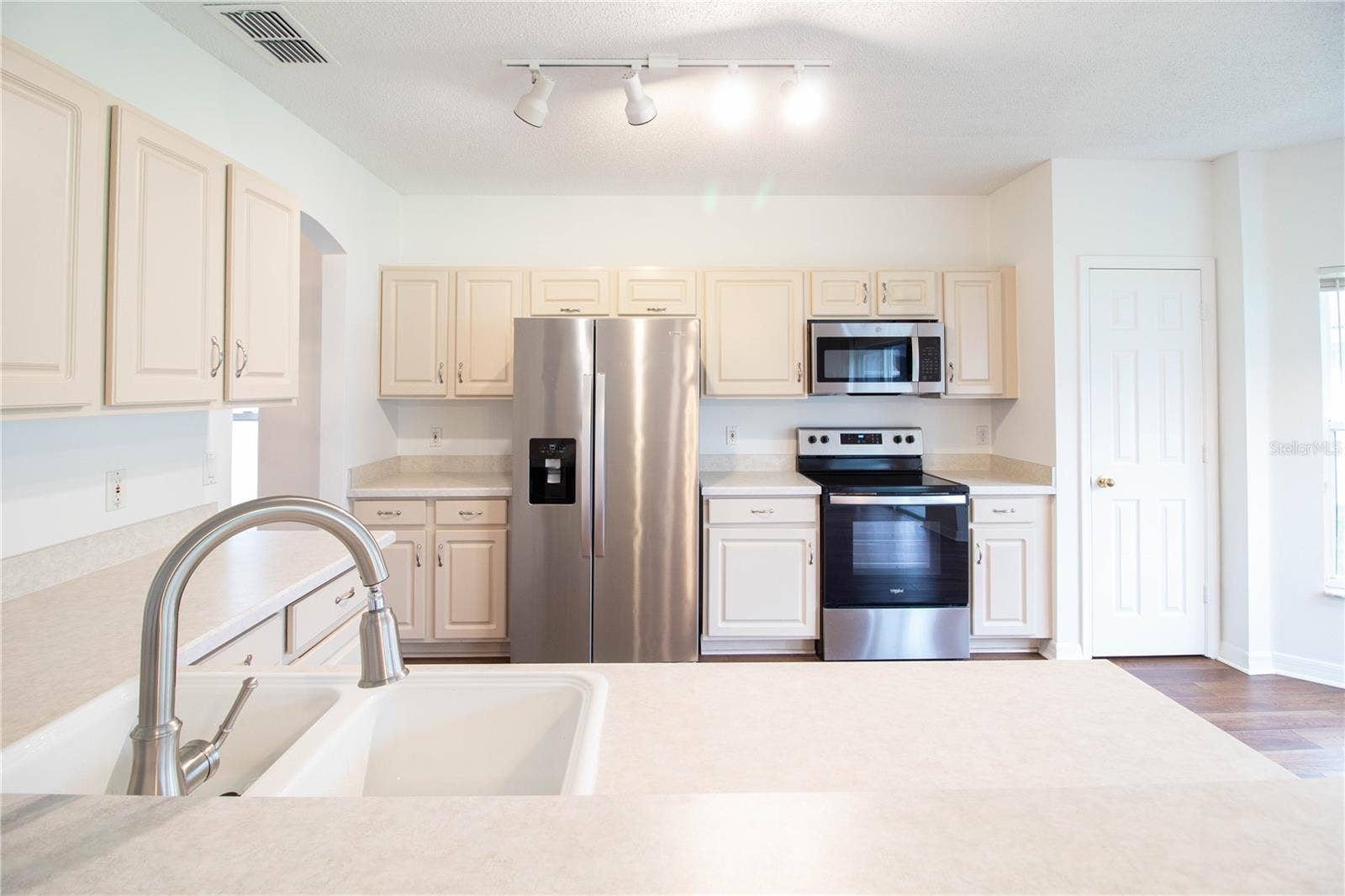 1709 HARRIS HAWK ROAD, Orlando, FL 32837