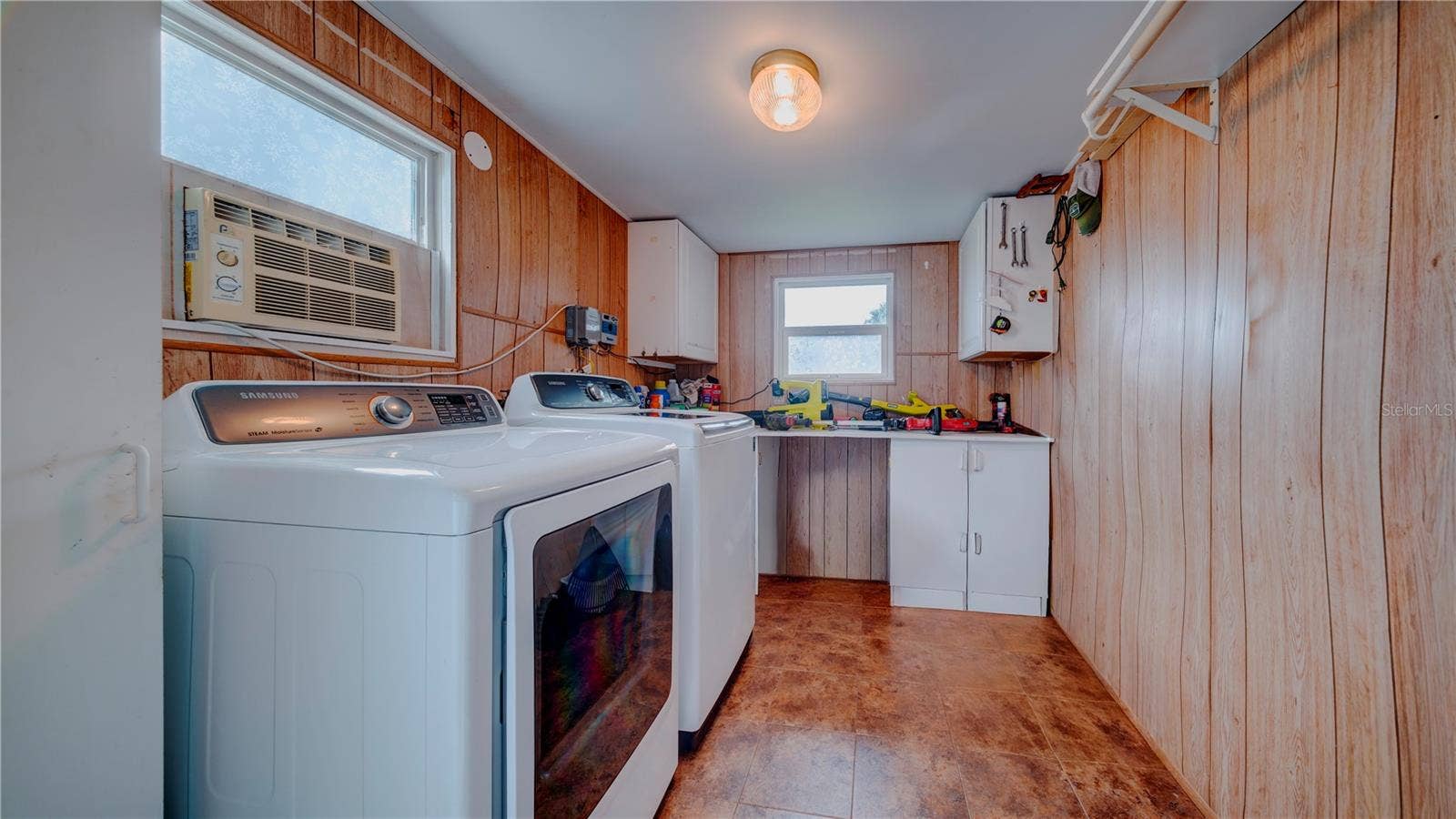 2753 VINDALE ROAD, Tavares, FL 32778 2753 VINDALE ROAD, Tavares, FL 32778