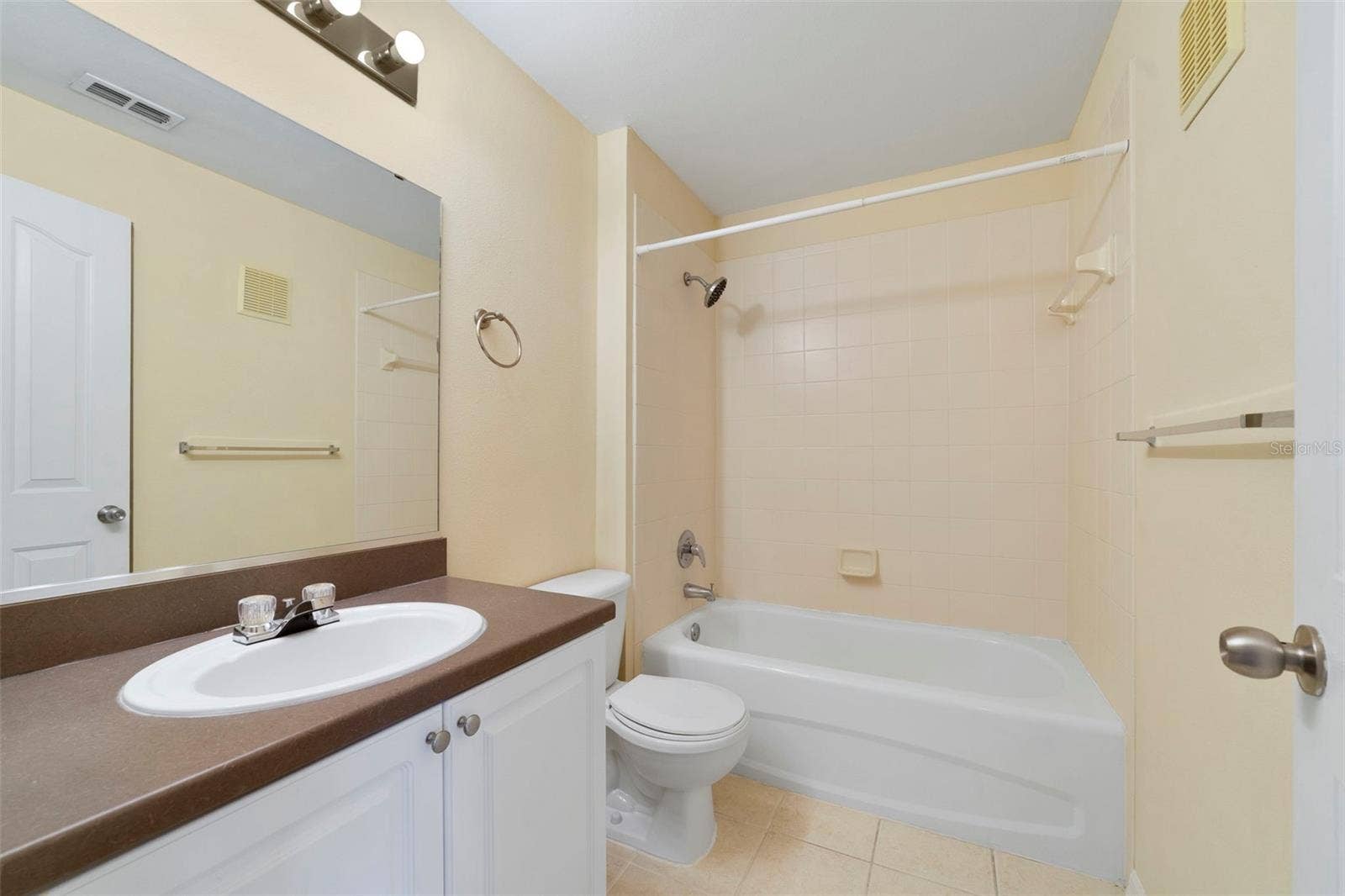 763 SIENA PALM DRIVE, Celebration, FL 34747 Guest Bath