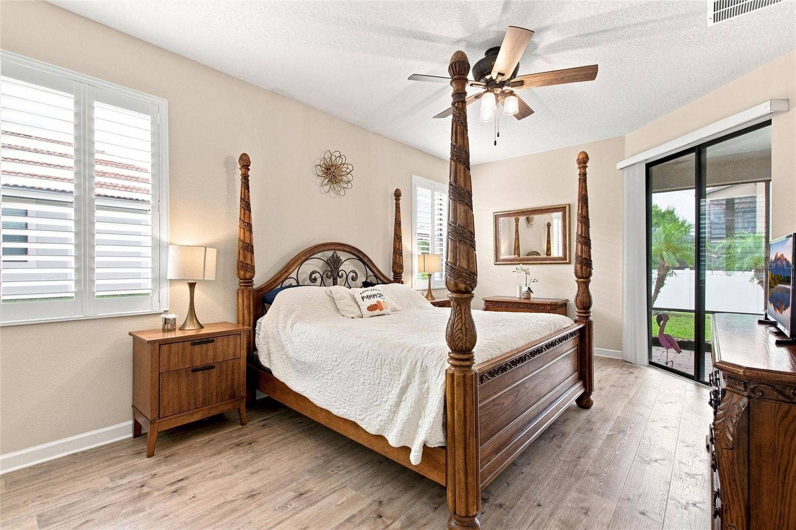 8961 DOVE VALLEY WAY, Davenport, FL 33896 8961 DOVE VALLEY WAY, Davenport, FL 33896