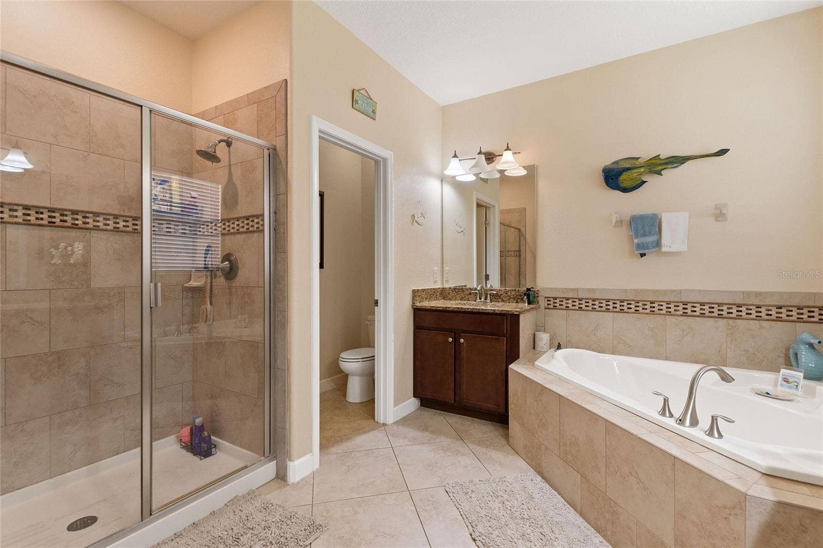 8961 DOVE VALLEY WAY, Davenport, FL 33896 8961 DOVE VALLEY WAY, Davenport, FL 33896