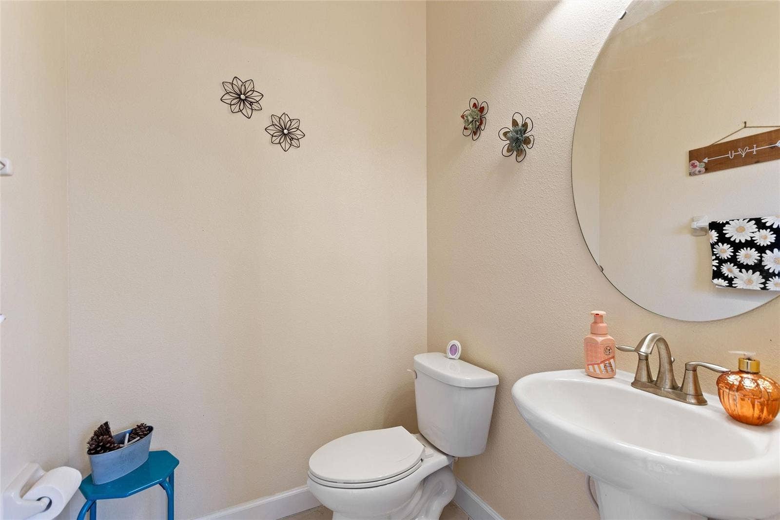 8961 DOVE VALLEY WAY, Davenport, FL 33896 8961 DOVE VALLEY WAY, Davenport, FL 33896