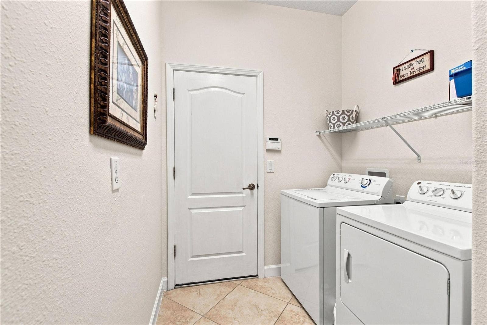 8961 DOVE VALLEY WAY, Davenport, FL 33896 8961 DOVE VALLEY WAY, Davenport, FL 33896