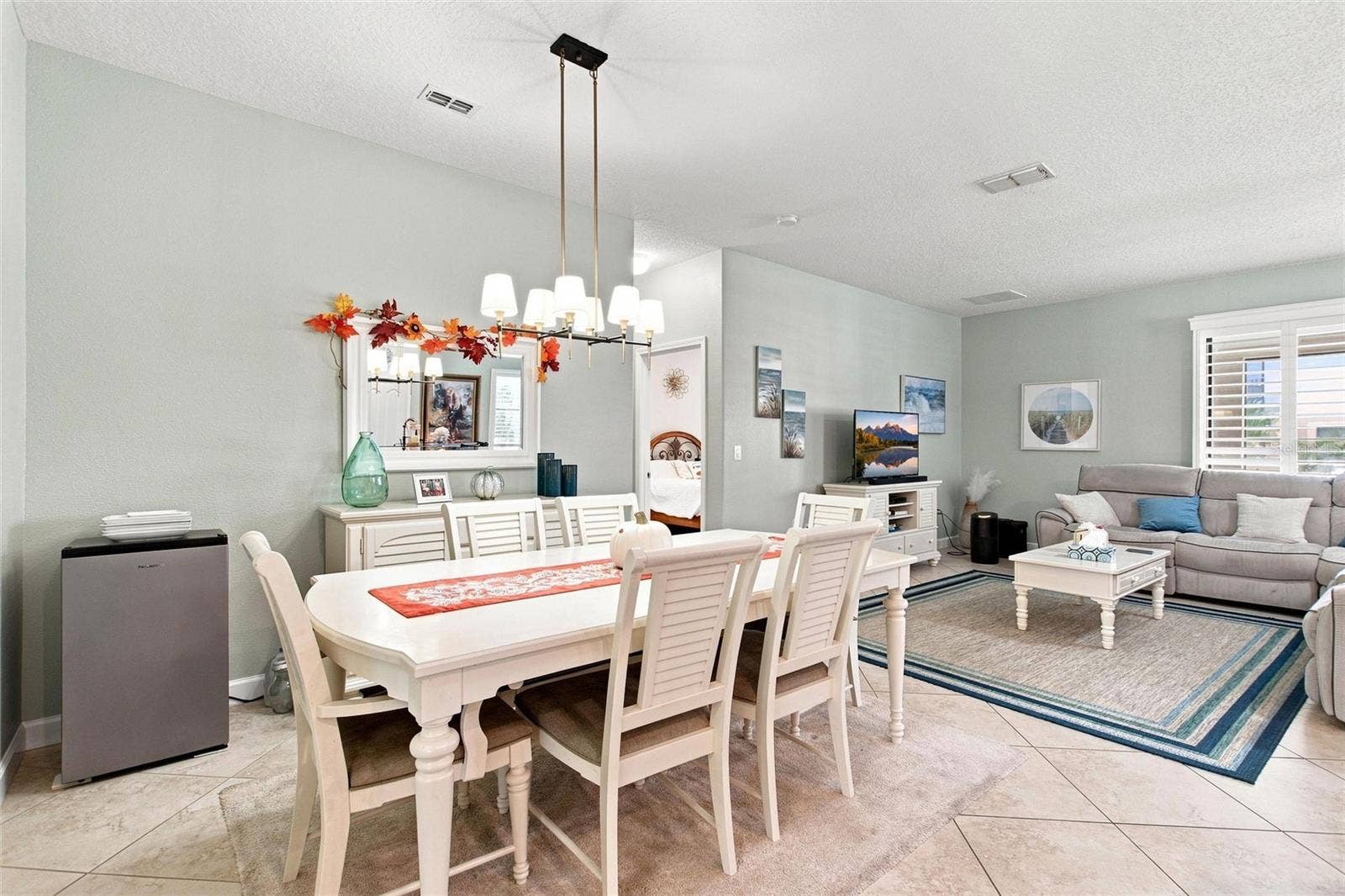 8961 DOVE VALLEY WAY, Davenport, FL 33896 8961 DOVE VALLEY WAY, Davenport, FL 33896