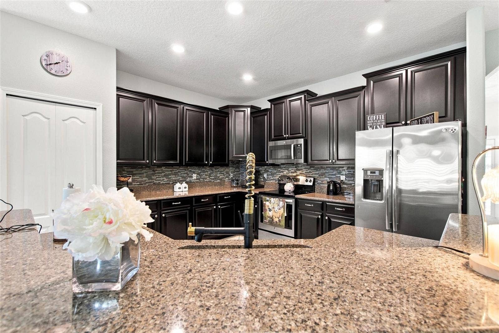 8961 DOVE VALLEY WAY, Davenport, FL 33896 8961 DOVE VALLEY WAY, Davenport, FL 33896