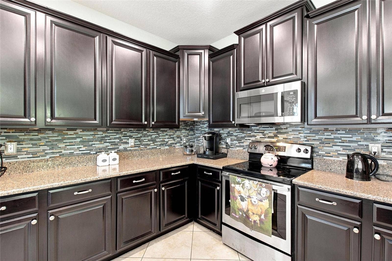 8961 DOVE VALLEY WAY, Davenport, FL 33896 8961 DOVE VALLEY WAY, Davenport, FL 33896