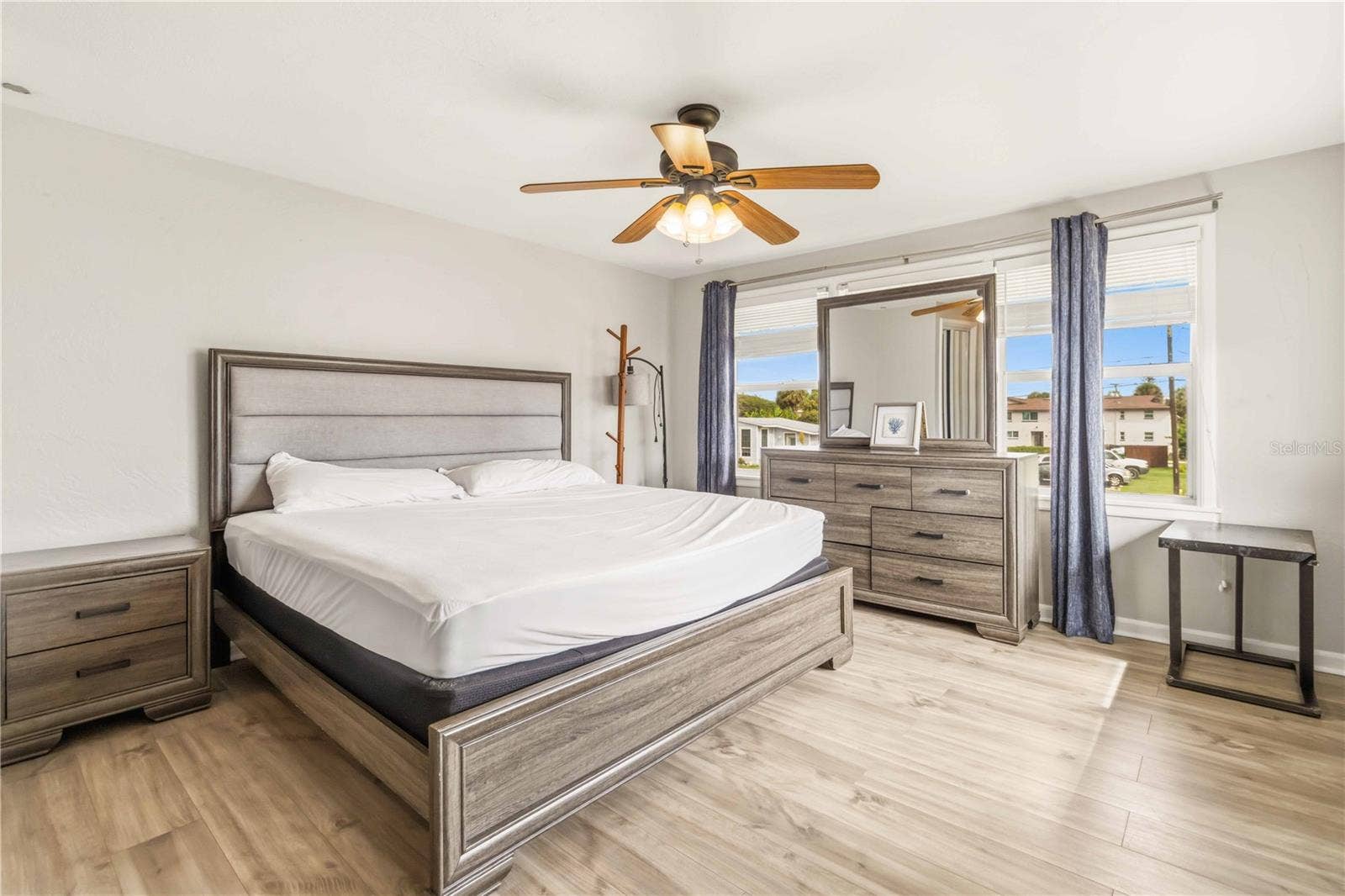 582 REVILO BOULEVARD, Daytona Beach, FL 32118