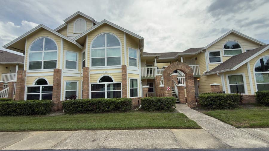 Property photo for 5014 LAGUNA BAY CIRCLE, #111, Kissimmee, FL