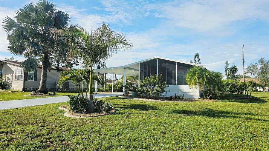 Property photo for 9122 KESTRAL CIRCLE, Englewood, FL