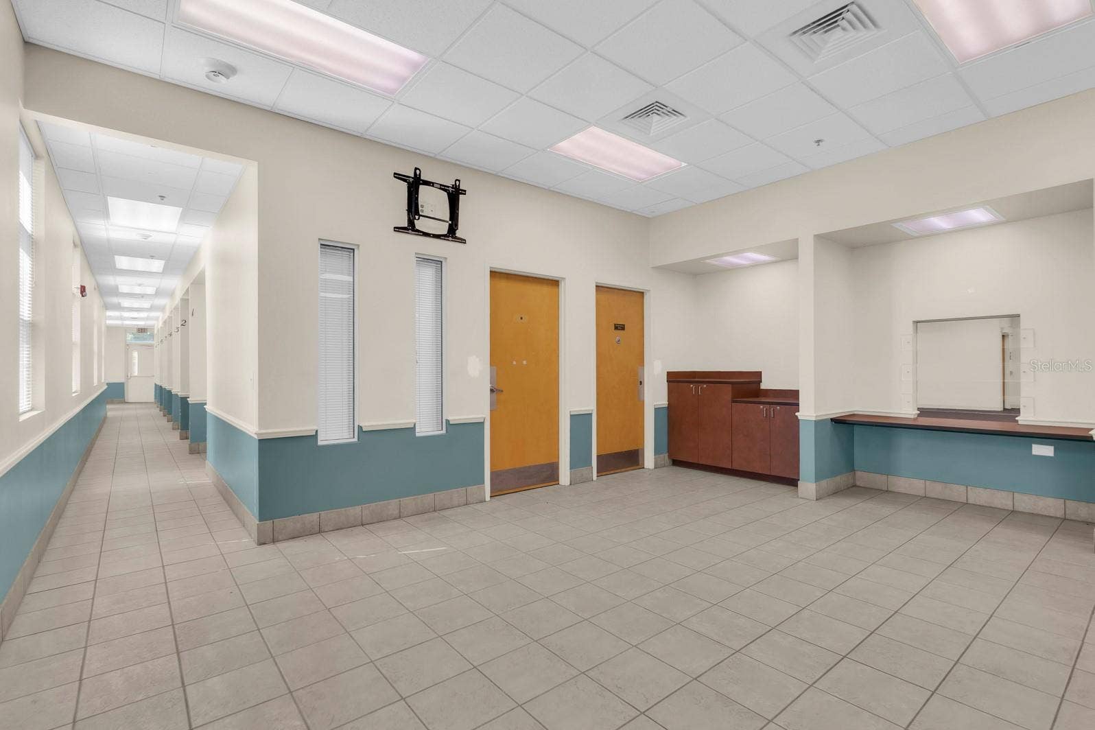 1201 E OAK STREET, Kissimmee, FL 34744 1201 E OAK STREET, Kissimmee, FL 34744