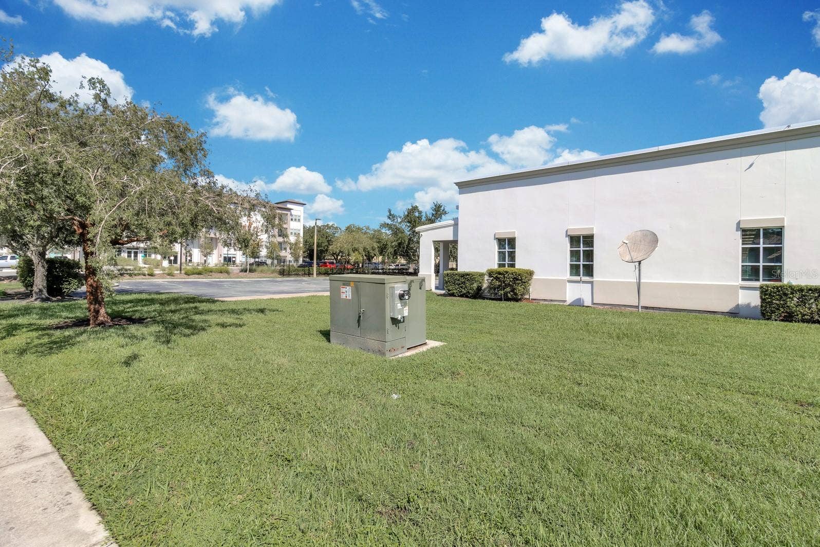 1201 E OAK STREET, Kissimmee, FL 34744 Back of Building