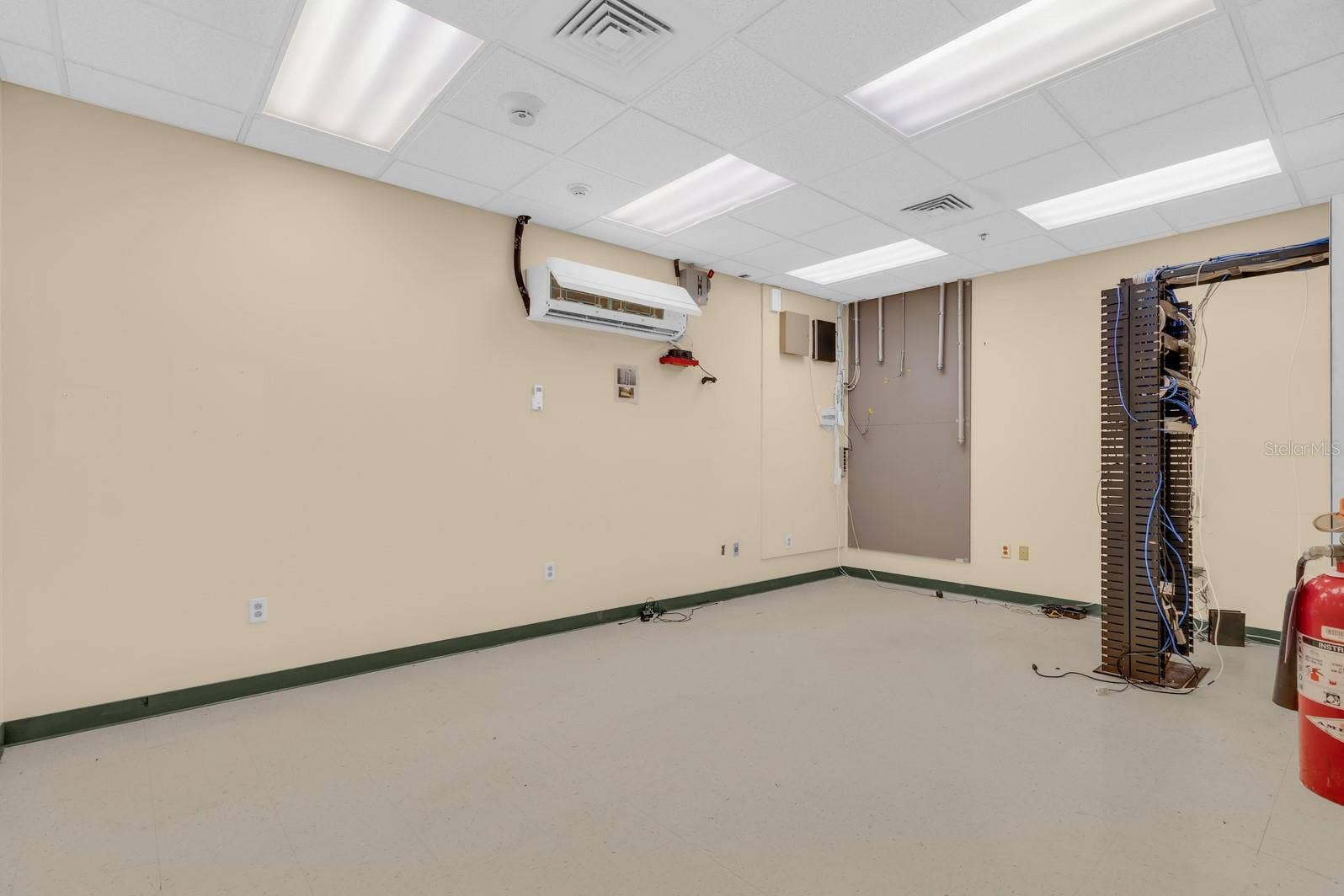 1201 E OAK STREET, Kissimmee, FL 34744 Storage Area