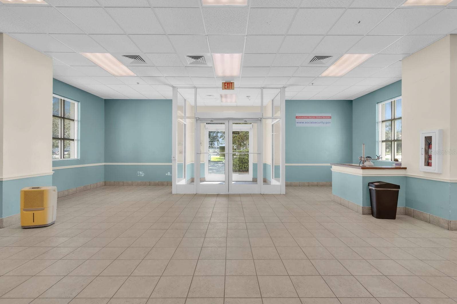 1201 E OAK STREET, Kissimmee, FL 34744 Front Entrance / Lobby