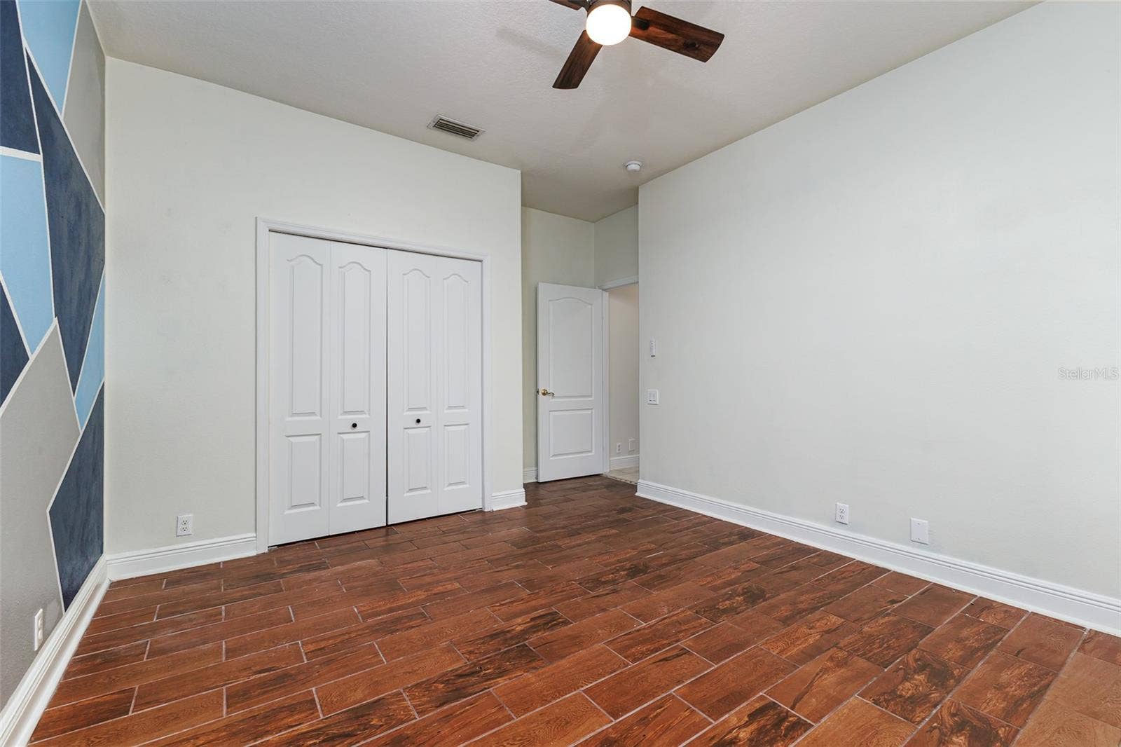 1233 VISTA HILLS DRIVE, Lakeland, FL 33813