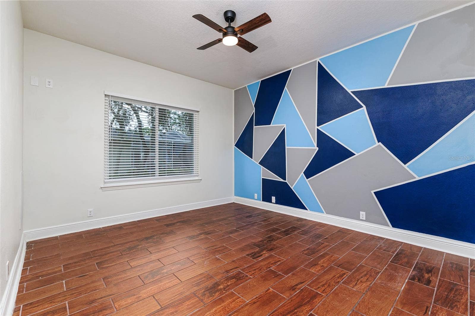1233 VISTA HILLS DRIVE, Lakeland, FL 33813
