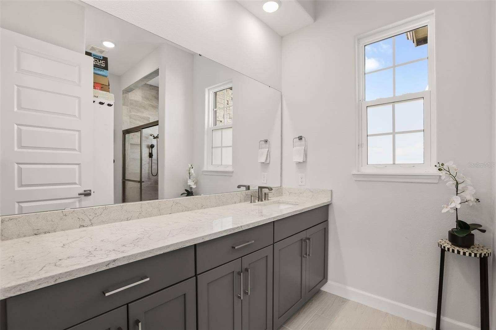 260 HAMPTON LOOP, Davenport, FL 33837 In-law Bathroom