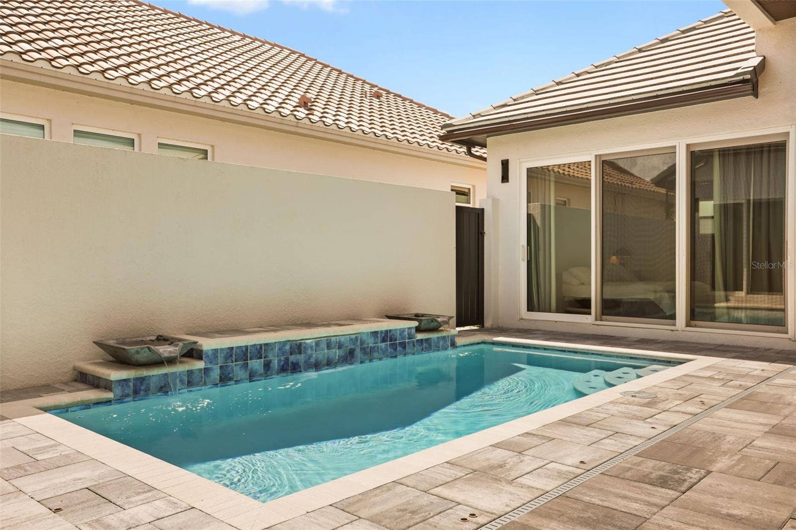 260 HAMPTON LOOP, Davenport, FL 33837 Courtyard Pool