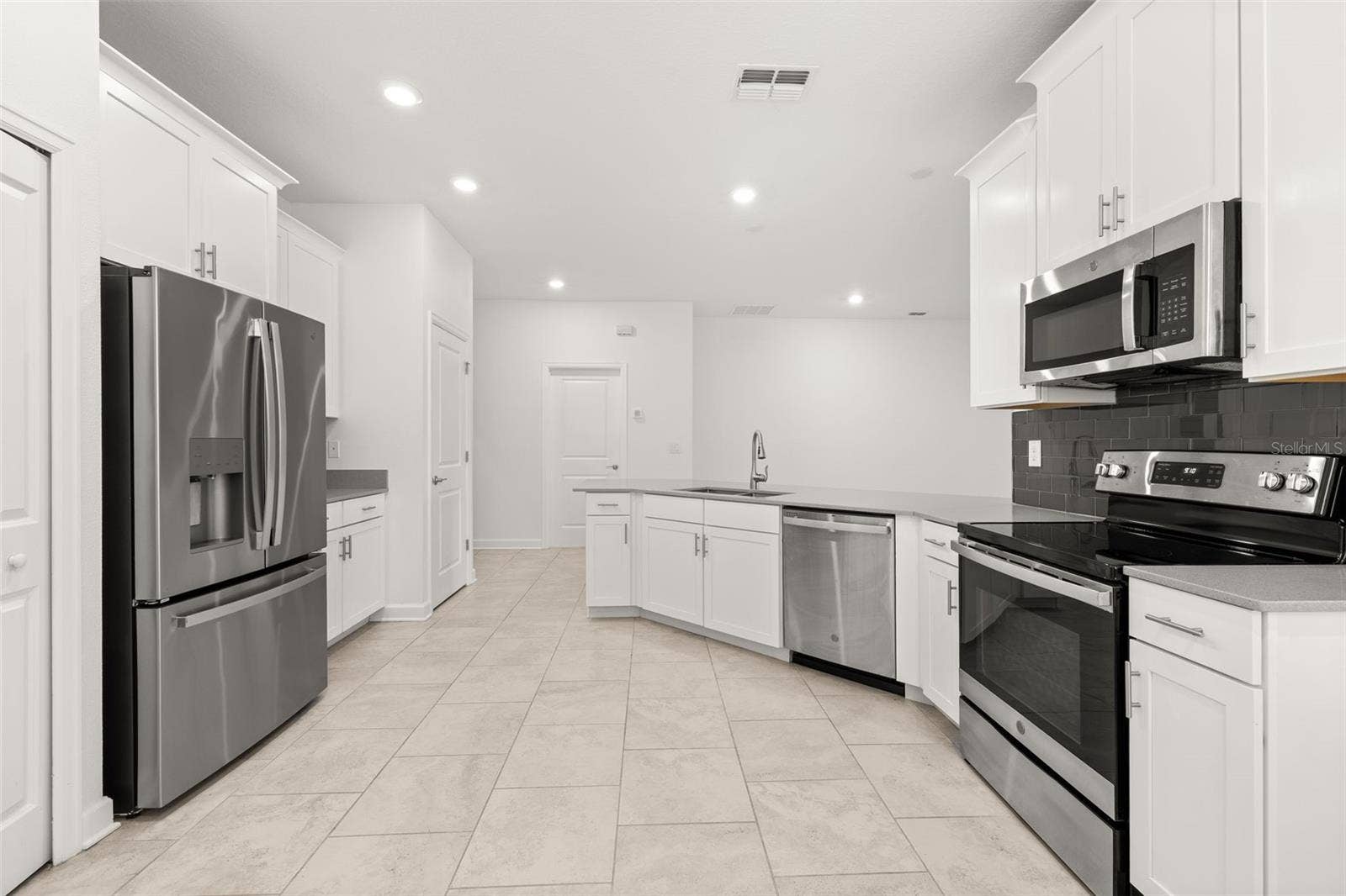 195 PRESTON AVENUE, Davenport, FL 33837