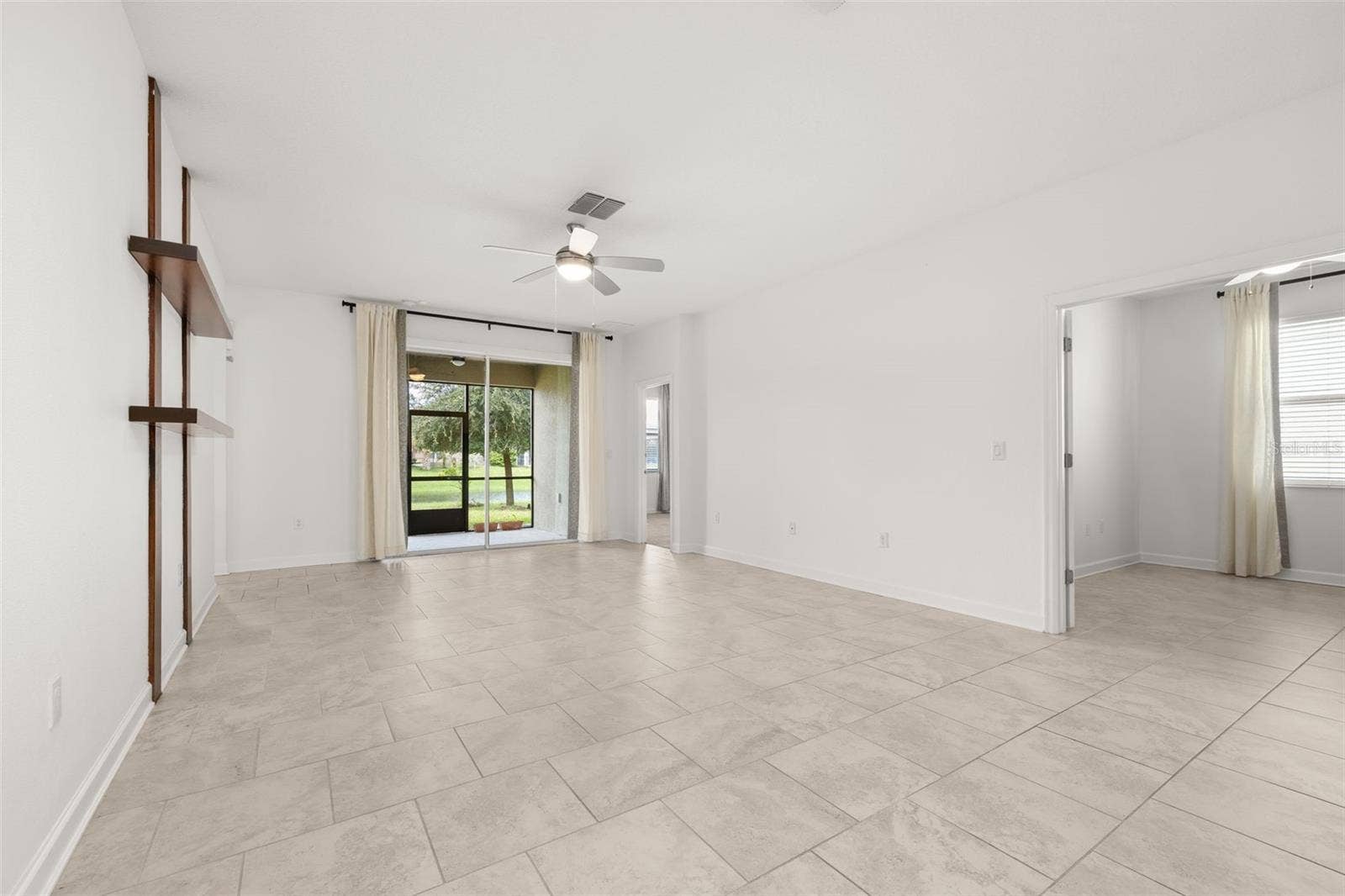 195 PRESTON AVENUE, Davenport, FL 33837