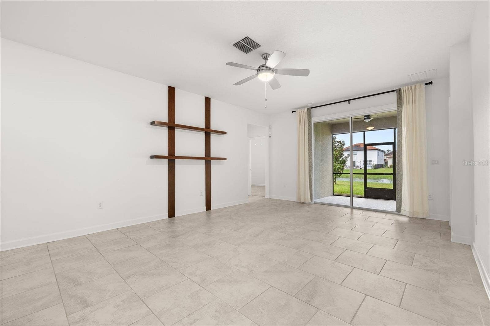 195 PRESTON AVENUE, Davenport, FL 33837