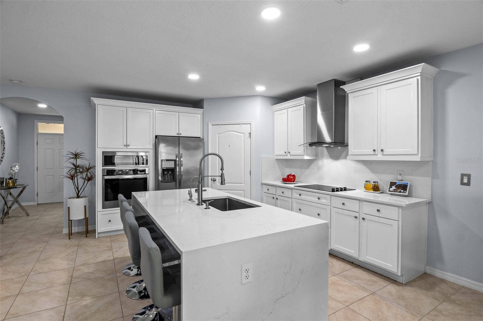 2460 WHITE POPPY DRIVE, Kissimmee, FL 34747 Kitchen