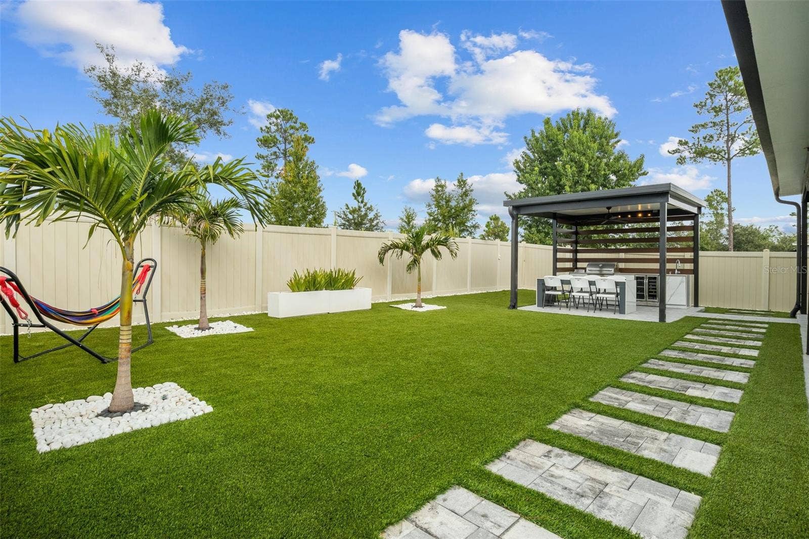 2460 WHITE POPPY DRIVE, Kissimmee, FL 34747 Patio