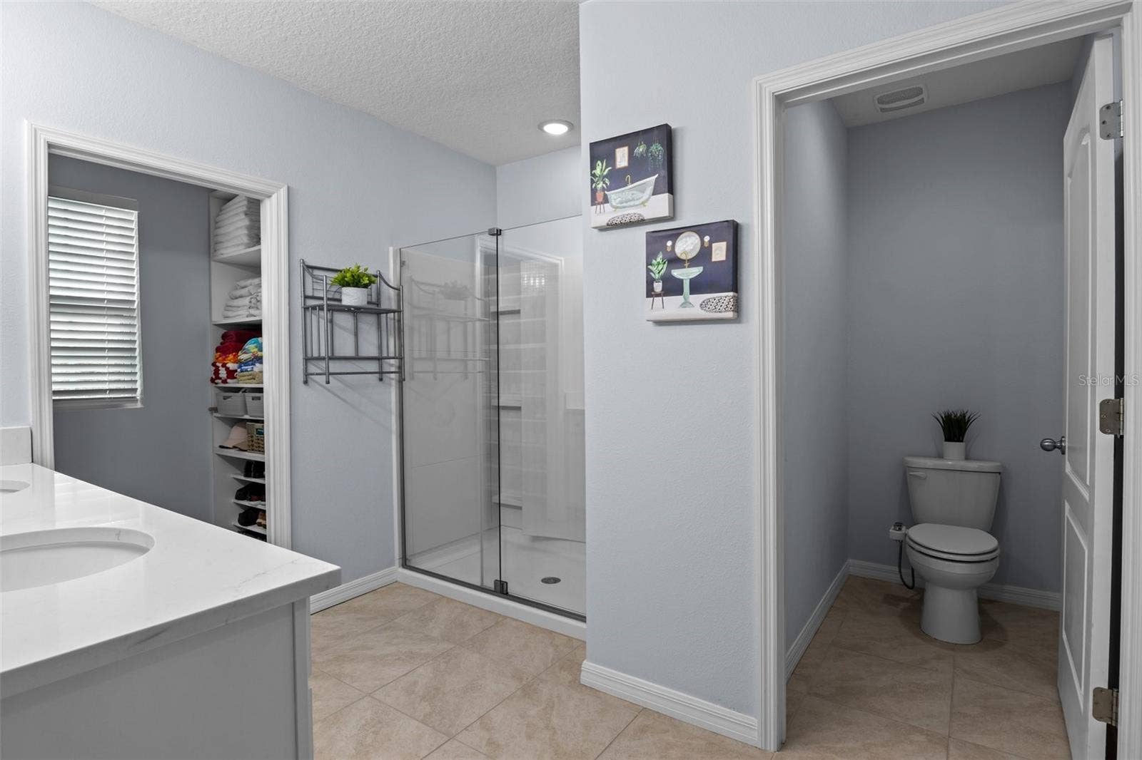 2460 WHITE POPPY DRIVE, Kissimmee, FL 34747 Master Bathroom