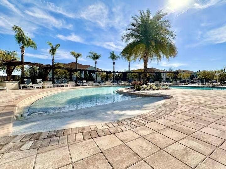 8988 SILVER PL, Kissimmee, FL 34747