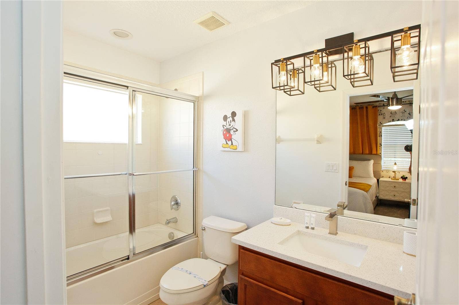 231 LAS FUENTES DRIVE, Kissimmee, FL 34746 231 LAS FUENTES DRIVE, Kissimmee, FL 34746