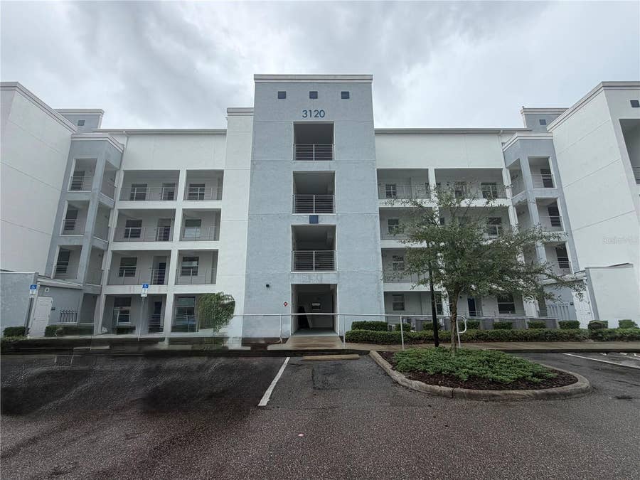 Property photo for 3120 PARADOX CIRCLE, #307, Kissimmee, FL