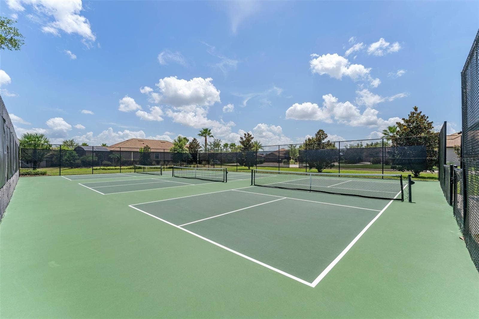 8996 CABOT CLIFFS DRIVE, Davenport, FL 33896 8996 CABOT CLIFFS DRIVE, Davenport, FL 33896
