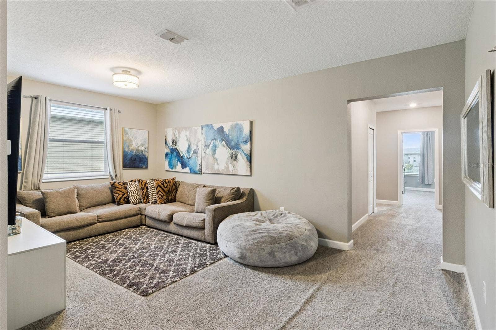8996 CABOT CLIFFS DRIVE, Davenport, FL 33896 8996 CABOT CLIFFS DRIVE, Davenport, FL 33896