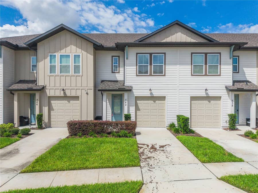 Property photo for 742 LONGBOAT DRIVE, Davenport, FL