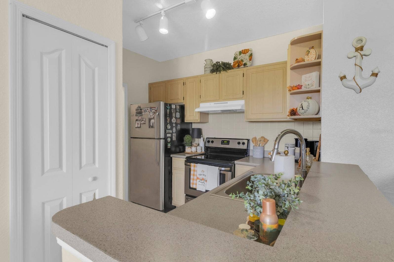 8826 DUNES COURT, #11-308, Kissimmee, FL 34747 8826 DUNES COURT, #11-308, Kissimmee, FL 34747