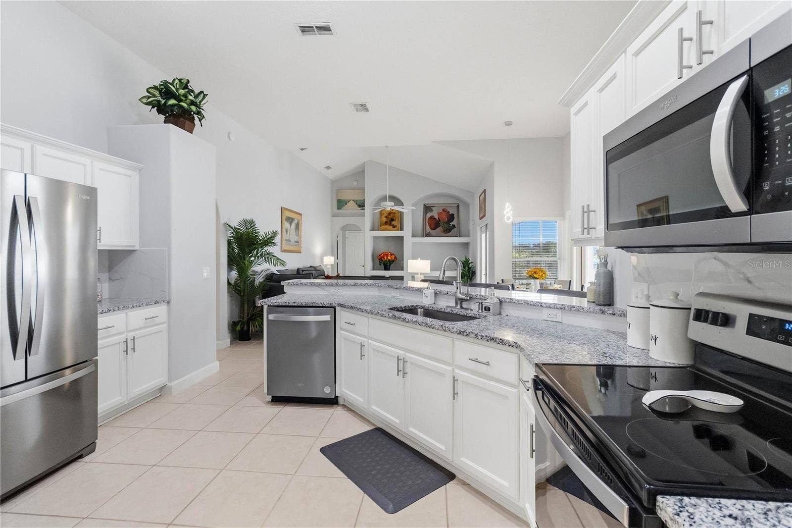 761 CHAMBERLIN TRAIL, St Cloud, FL 34772 761 CHAMBERLIN TRAIL, St Cloud, FL 34772