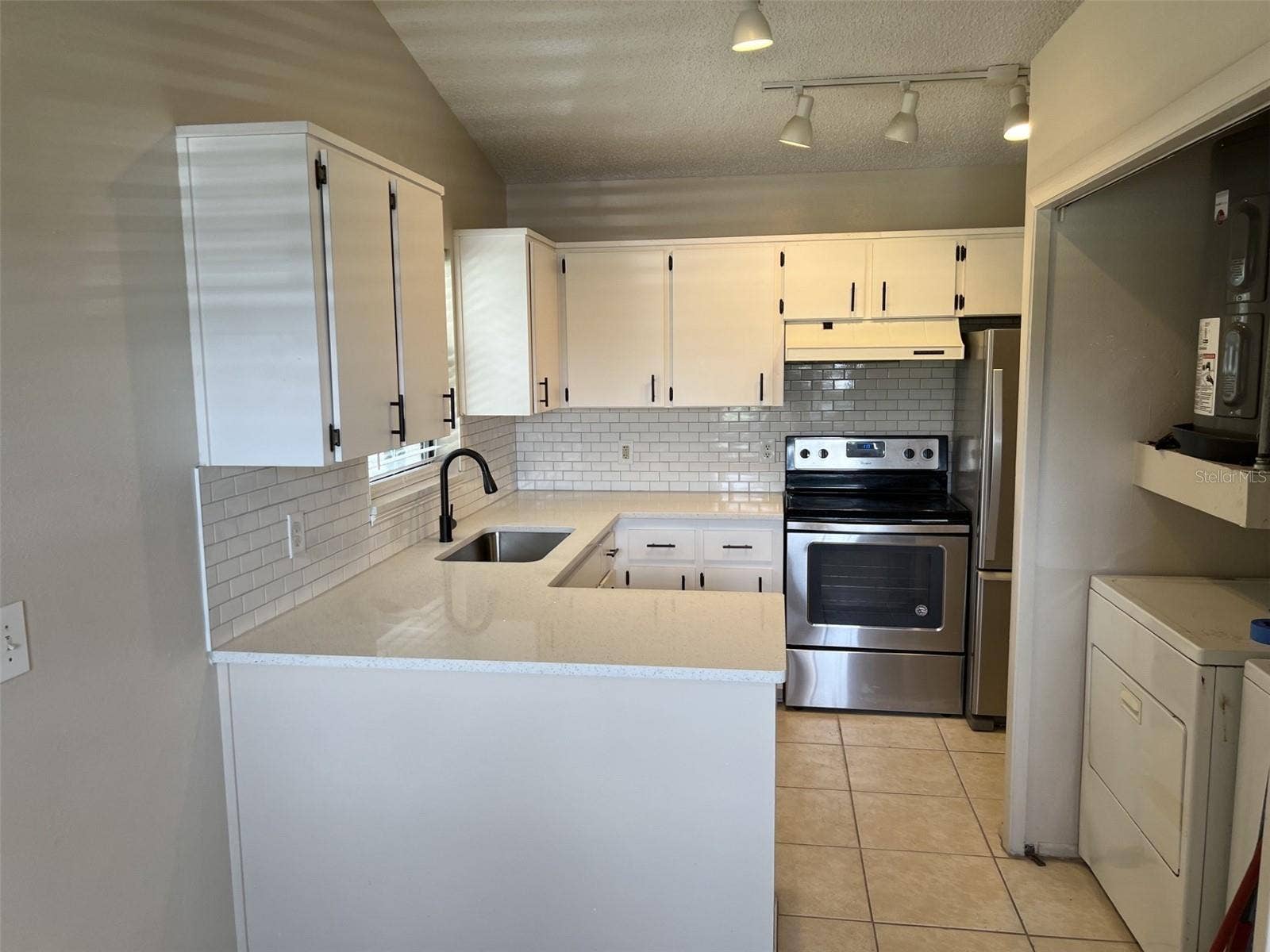167 JERGO ROAD, Winter Park, FL 32792 167 JERGO ROAD, Winter Park, FL 32792