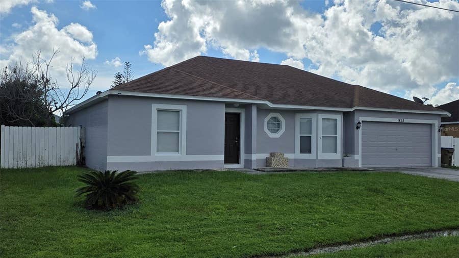 Property photo for 913 CAMBRIDGE COURT, Kissimmee, FL