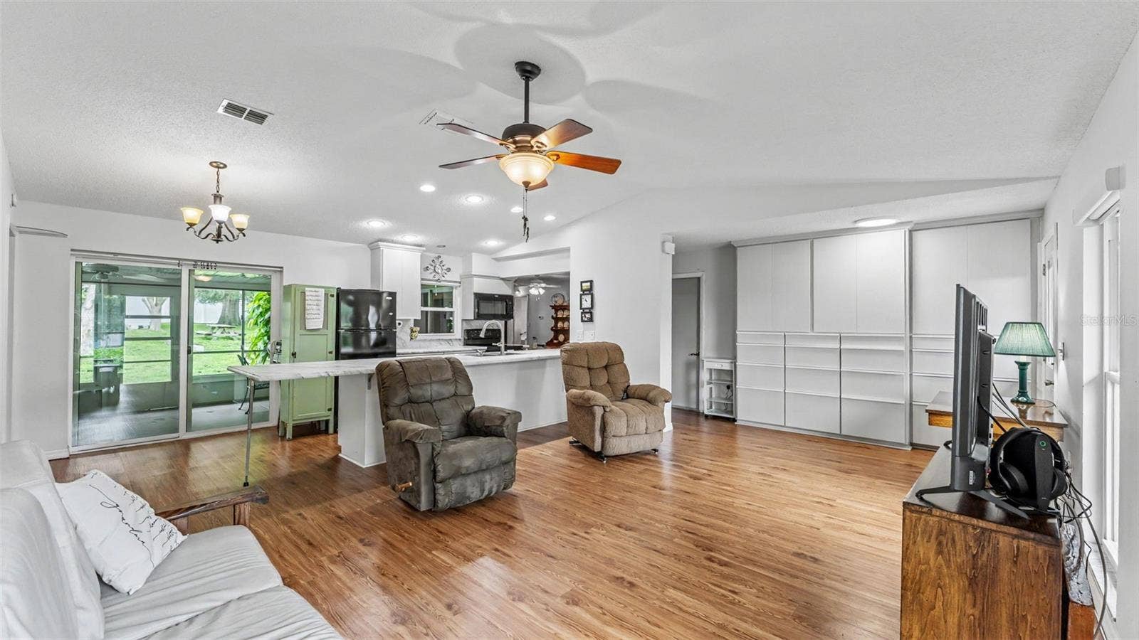 6137 WATERMAN LANE, Lakeland, FL 33812 6137 WATERMAN LANE, Lakeland, FL 33812
