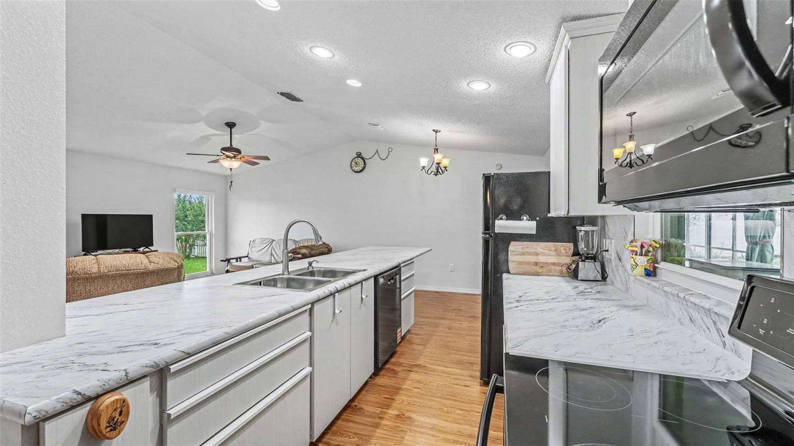 6137 WATERMAN LANE, Lakeland, FL 33812 6137 WATERMAN LANE, Lakeland, FL 33812